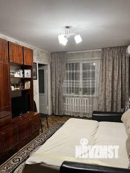 2-к квартира, вторичка, 40м2, 3/5 этаж