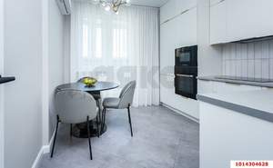 2-к квартира, вторичка, 57м2, 14/23 этаж