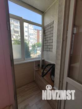 2-к квартира, вторичка, 58м2, 1/6 этаж