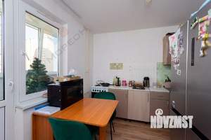 2-к квартира, вторичка, 60м2, 9/17 этаж