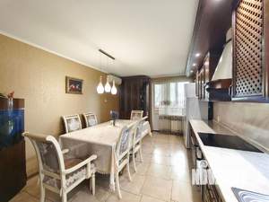 3-к квартира, вторичка, 91м2, 2/12 этаж