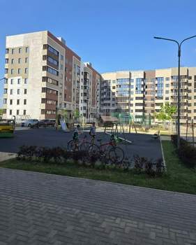 3-к квартира, вторичка, 74м2, 1/7 этаж