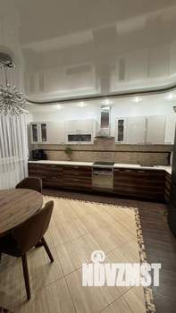 2-к квартира, вторичка, 71м2, 10/17 этаж