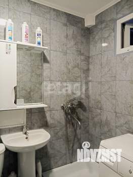 2-к квартира, вторичка, 42м2, 1/5 этаж
