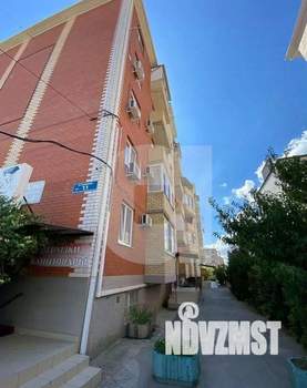 Студия квартира, вторичка, 38м2, 1/5 этаж