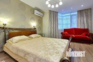 2-к квартира, вторичка, 80м2, 2/2 этаж