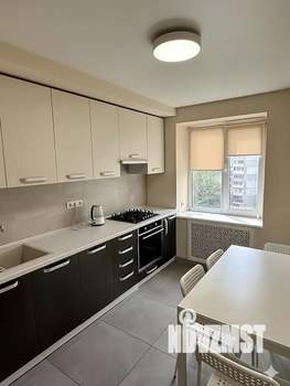 3-к квартира, вторичка, 58м2, 9/9 этаж