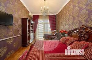 4-к квартира, вторичка, 200м2, 11/11 этаж