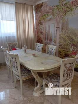 3-к квартира, вторичка, 100м2, 5/17 этаж