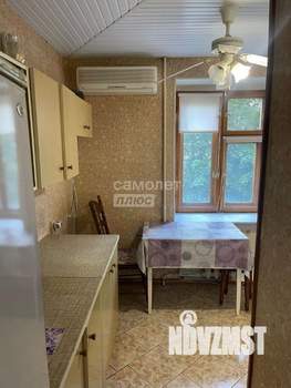 3-к квартира, вторичка, 56м2, 1/9 этаж