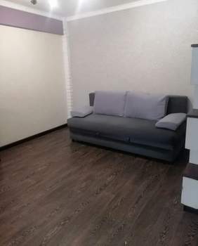 2-к квартира, вторичка, 42м2, 3/5 этаж