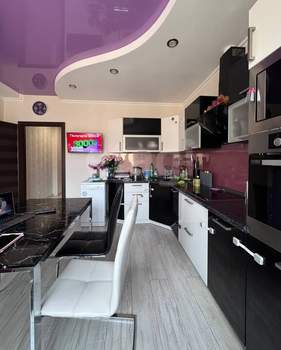 2-к квартира, вторичка, 83м2, 4/18 этаж