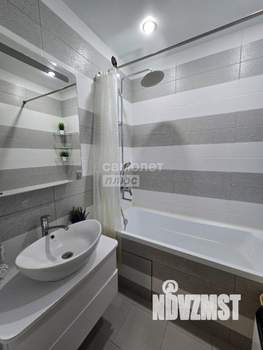 2-к квартира, вторичка, 64м2, 12/14 этаж