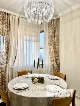 4-к квартира, вторичка, 200м2, 7/10 этаж