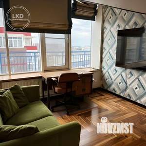 4-к квартира, вторичка, 140м2, 19/19 этаж