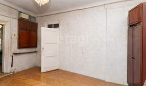 3-к квартира, вторичка, 57м2, 1/1 этаж