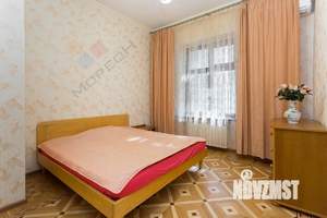 4-к квартира, вторичка, 96м2, 1/3 этаж