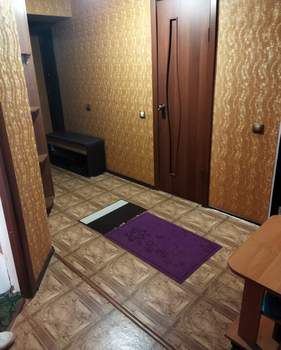 2-к квартира, вторичка, 52м2, 1/9 этаж
