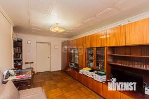 3-к квартира, вторичка, 58м2, 7/9 этаж