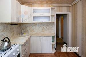 2-к квартира, вторичка, 44м2, 1/4 этаж