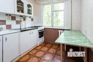 2-к квартира, вторичка, 45м2, 3/5 этаж
