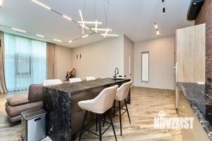 2-к квартира, вторичка, 110м2, 1/9 этаж