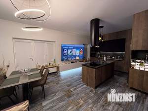 2-к квартира, вторичка, 130м2, 2/2 этаж