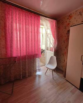 2-к квартира, вторичка, 58м2, 1/6 этаж