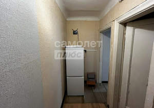 2-к квартира, вторичка, 44м2, 1/4 этаж