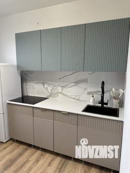 2-к квартира, вторичка, 63м2, 10/18 этаж