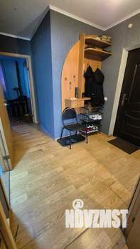 2-к квартира, вторичка, 53м2, 1/19 этаж