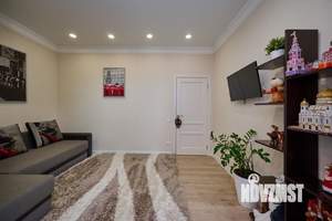 3-к квартира, вторичка, 81м2, 10/19 этаж