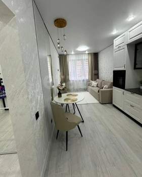 2-к квартира, вторичка, 70м2, 10/17 этаж