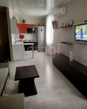 2-к квартира, вторичка, 42м2, 1/7 этаж