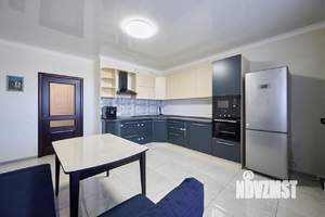 3-к квартира, вторичка, 113м2, 8/16 этаж