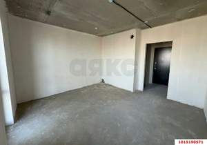 Студия квартира, вторичка, 30м2, 10/24 этаж