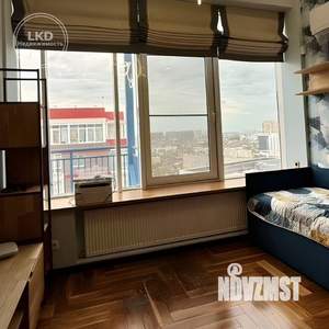 4-к квартира, вторичка, 140м2, 19/19 этаж