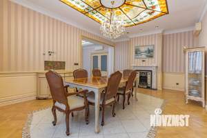 4-к квартира, вторичка, 250м2, 11/11 этаж