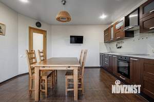 2-к квартира, вторичка, 84м2, 4/4 этаж