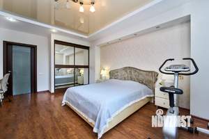 3-к квартира, вторичка, 92м2, 9/17 этаж