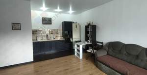 2-к квартира, вторичка, 82м2, 1/3 этаж