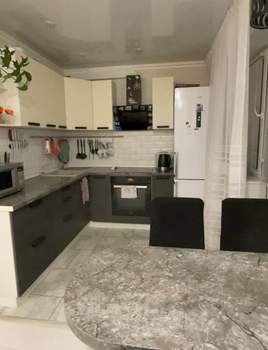 3-к квартира, вторичка, 66м2, 8/17 этаж