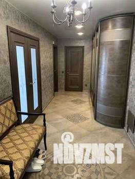 2-к квартира, вторичка, 69м2, 1/16 этаж