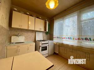 3-к квартира, вторичка, 60м2, 6/9 этаж