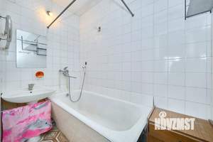 3-к квартира, вторичка, 74м2, 9/9 этаж