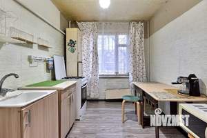 2-к квартира, вторичка, 52м2, 1/9 этаж