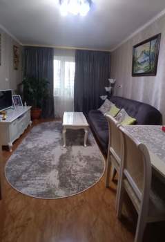 3-к квартира, вторичка, 58м2, 3/5 этаж