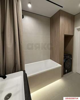 3-к квартира, вторичка, 79м2, 7/16 этаж