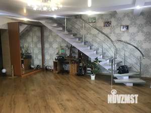 3-к квартира, вторичка, 100м2, 10/11 этаж