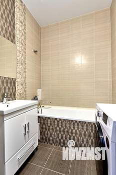 2-к квартира, вторичка, 65м2, 1/17 этаж